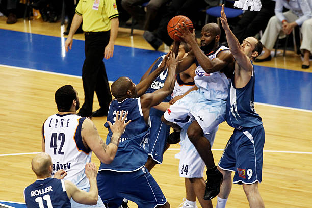 再写一个更 再写一个更