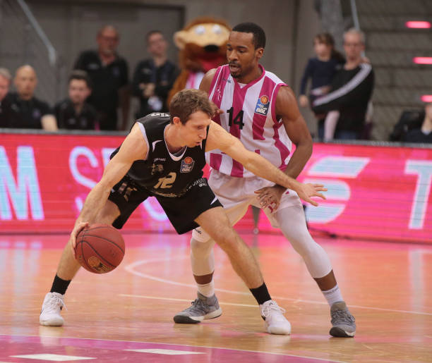 破创造威胁 破创造威胁