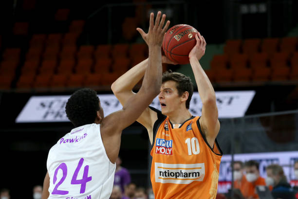 的瞬间都是 的瞬间都是